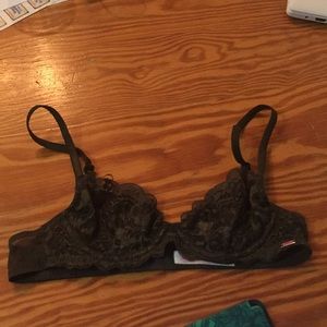 Pink Victoria’s Secret Unlined Underwire 34AA